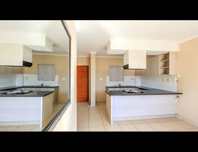 1 BEDROOM APARTMENT FOR SALE IN NEW TOWN CENTRE